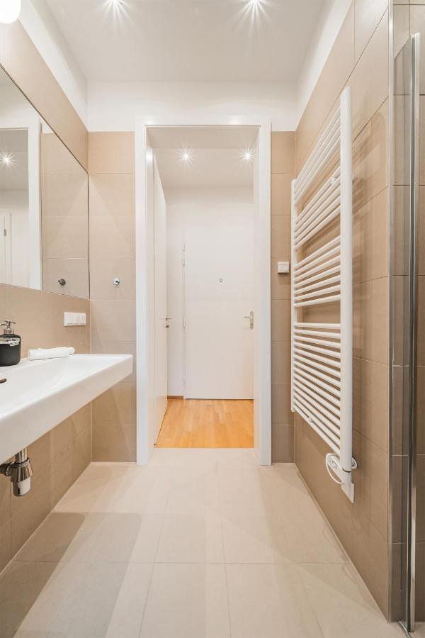 Ferienwohnung Easy Flat Molino Wien Exterior foto